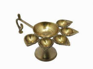 Uv Creation Panch Jyot with Handle – Brass Five Face Diya Brass Hanging Diya (Height: 4 inch)